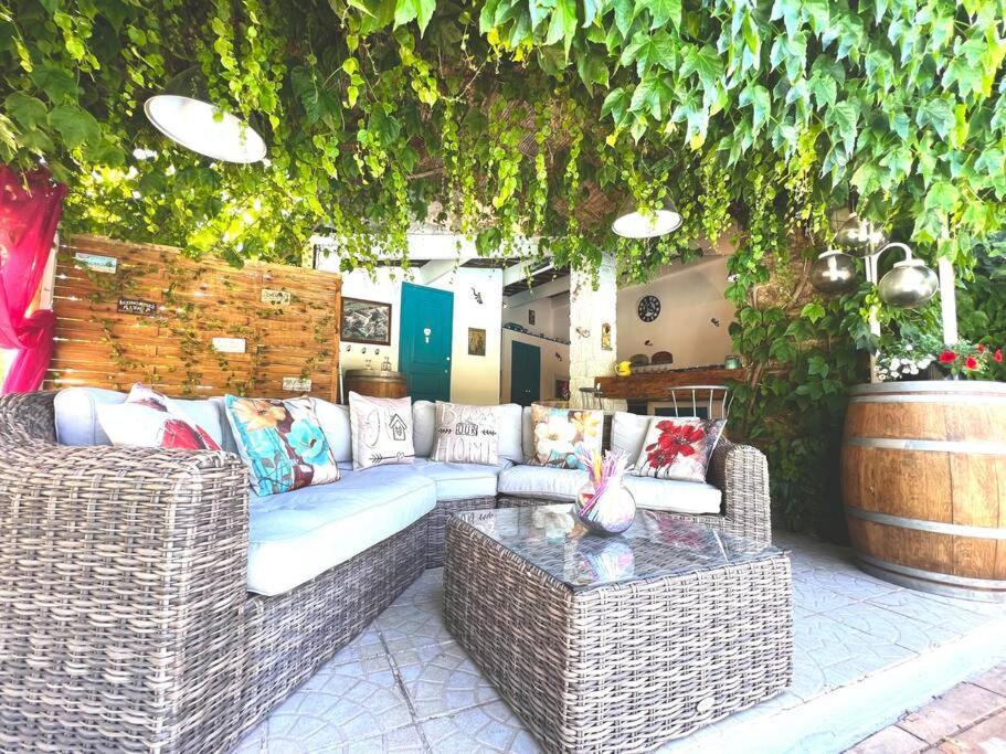 Le Jardin De Mae Lejlighed Bouc-Bel-Air Eksteriør billede